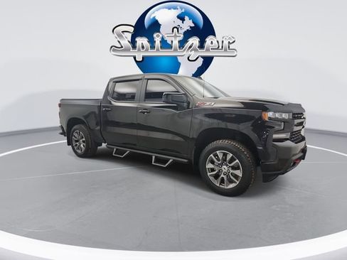 Used 2019 Chevrolet Silverado 1500 RST image 2