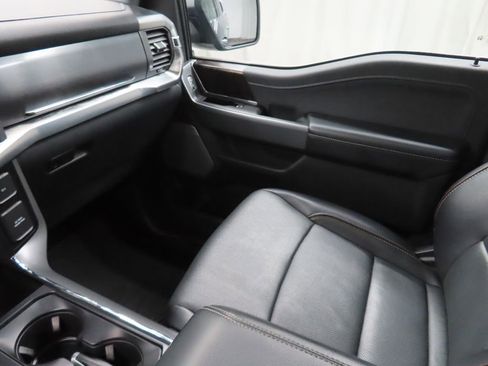 Used 2021 Ford F150 Lariat w/ Equipment Group 502A High image 25