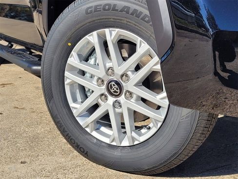 New 2025 Toyota Tundra SR5 image 9