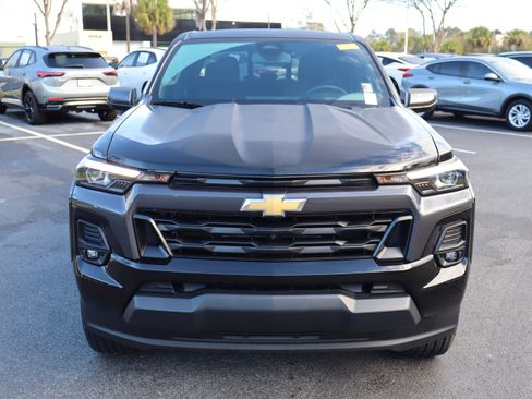Used 2024 Chevrolet Colorado LT w/ LT Convenience Package III image 7