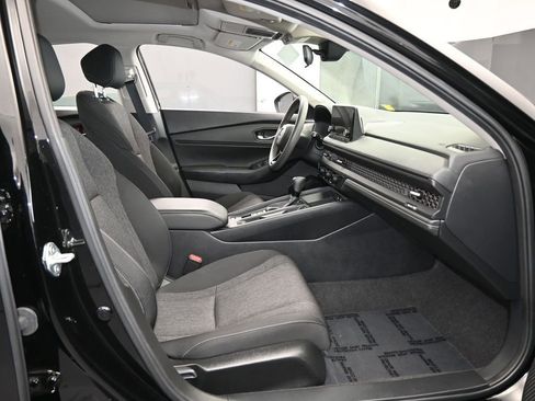 Used 2024 Honda Accord EX image 47