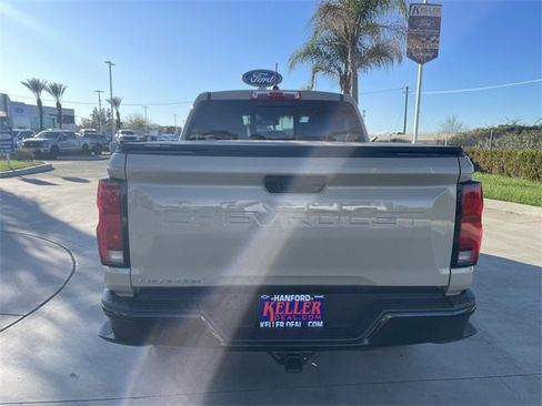 Used 2024 Chevrolet Colorado Z71 w/ Z71 Convenience Package 2 image 7