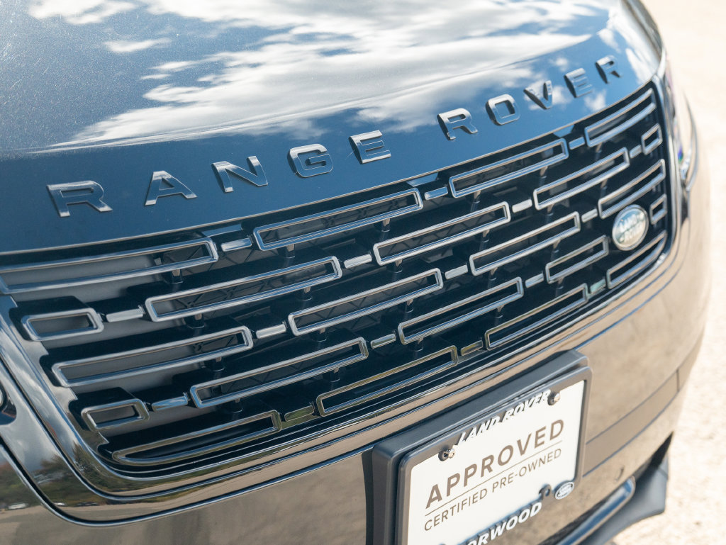 Certified 2026 Land Rover Range Rover Velar S AWD/4WD image 16
