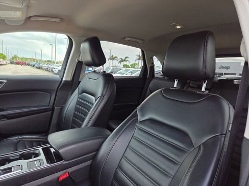 Used 2020 Ford Edge SEL FWD image 26