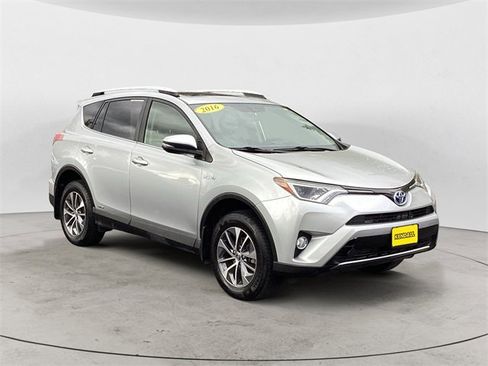 Used 2016 Toyota RAV4 XLE image 7