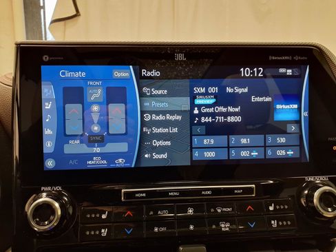 Used 2022 Toyota Highlander Platinum image 13