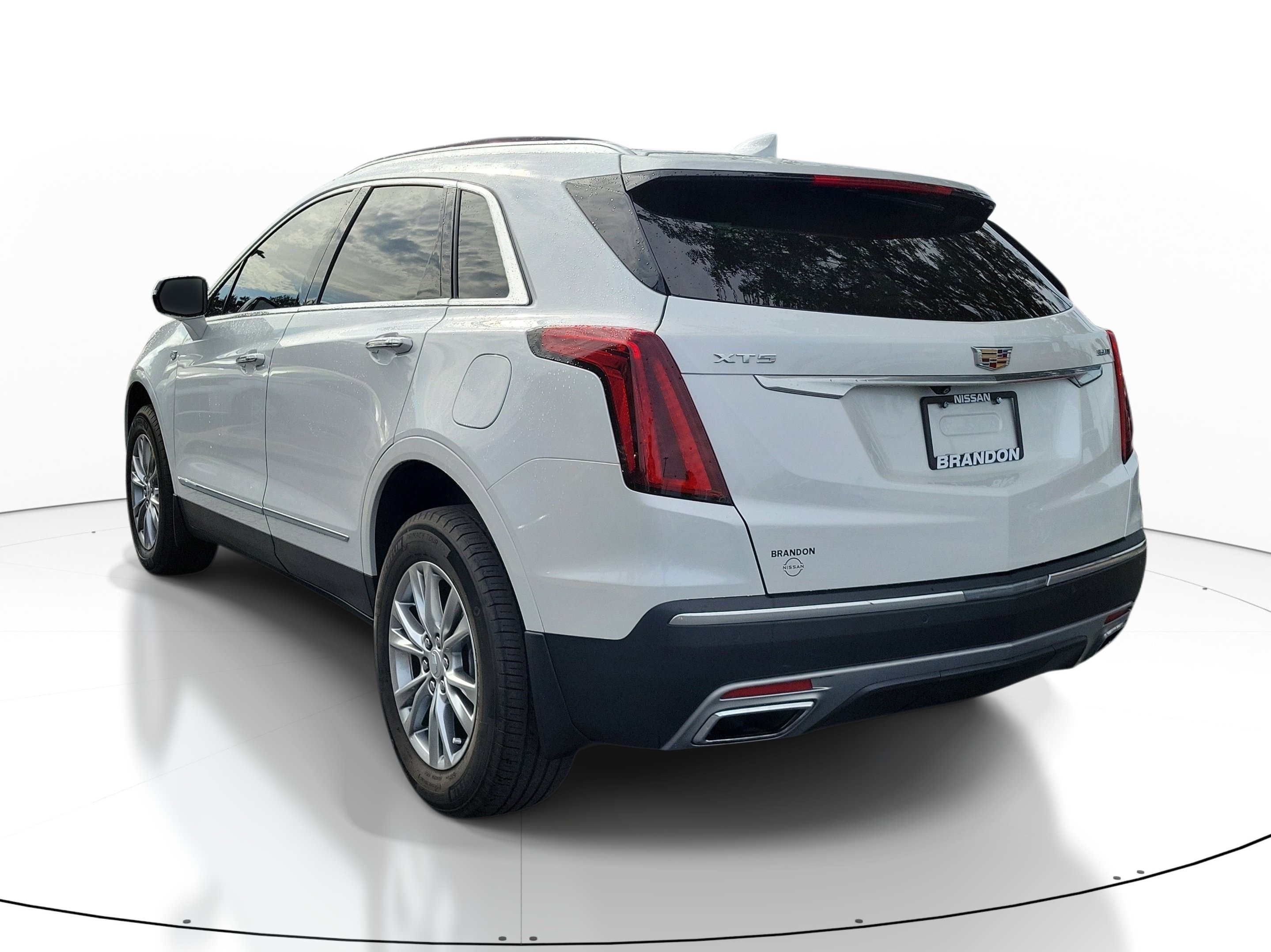 Used 2022 Cadillac XT5 Premium Luxury FWD image 5