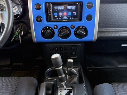 Used 2007 Toyota FJ Cruiser 4WD w/ Upgrade Pkg 1 image 20