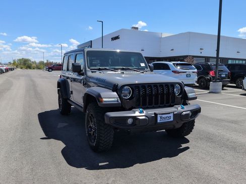 Used 2023 Jeep Wrangler Unlimited w/ Cold Weather Group AWD/4WD image 1