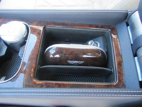 Used 2015 Bentley Continental GT image 36