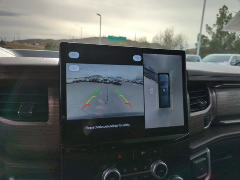 Used 2022 Ford Expedition Max Limited image 25