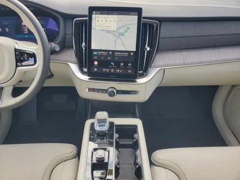 New 2026 Volvo XC90 T8 Ultra w/ Protection Package Premier AWD/4WD image 31