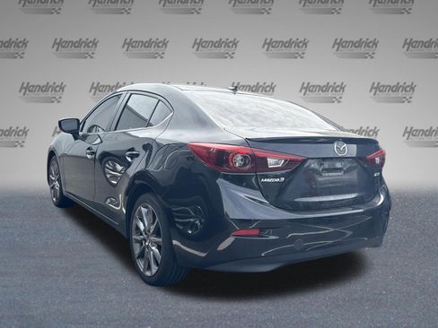 Used 2018 MAZDA MAZDA3 Grand Touring w/ Premium Equipment Package image 6
