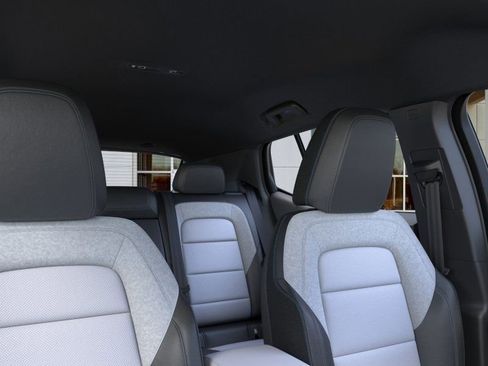 New 2026 Chevrolet Equinox EV LT image 26