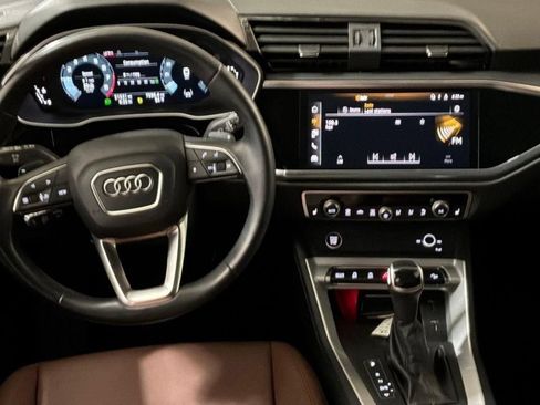 Used 2023 Audi Q3 2.0T Premium Plus w/ Premium Plus Package AWD/4WD image 18