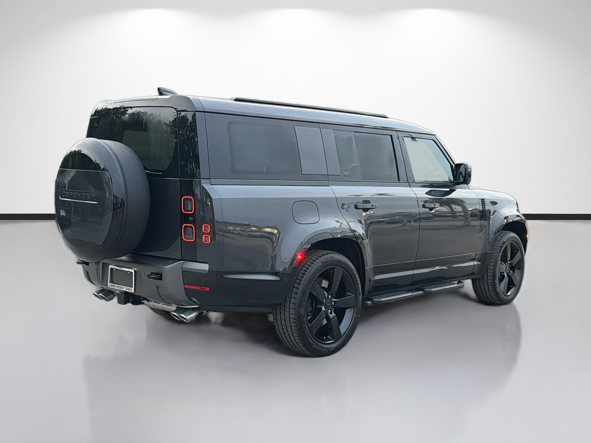 New 2026 Land Rover Defender 130 V8 AWD/4WD image 5