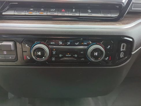 Certified 2025 Chevrolet Silverado 1500 RST image 23