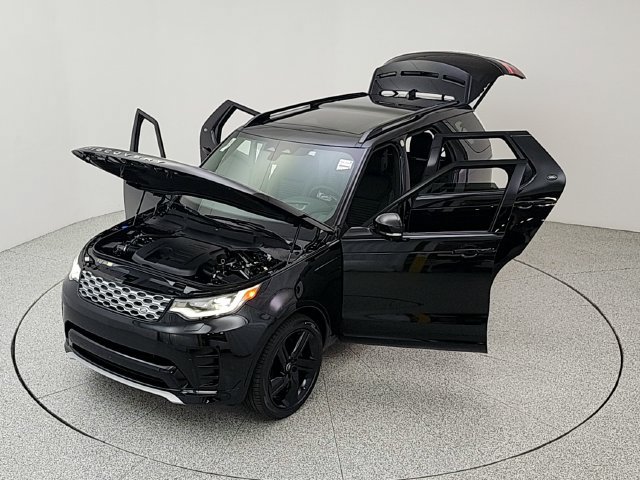 New 2026 Land Rover Discovery Limited Edition AWD/4WD image 41