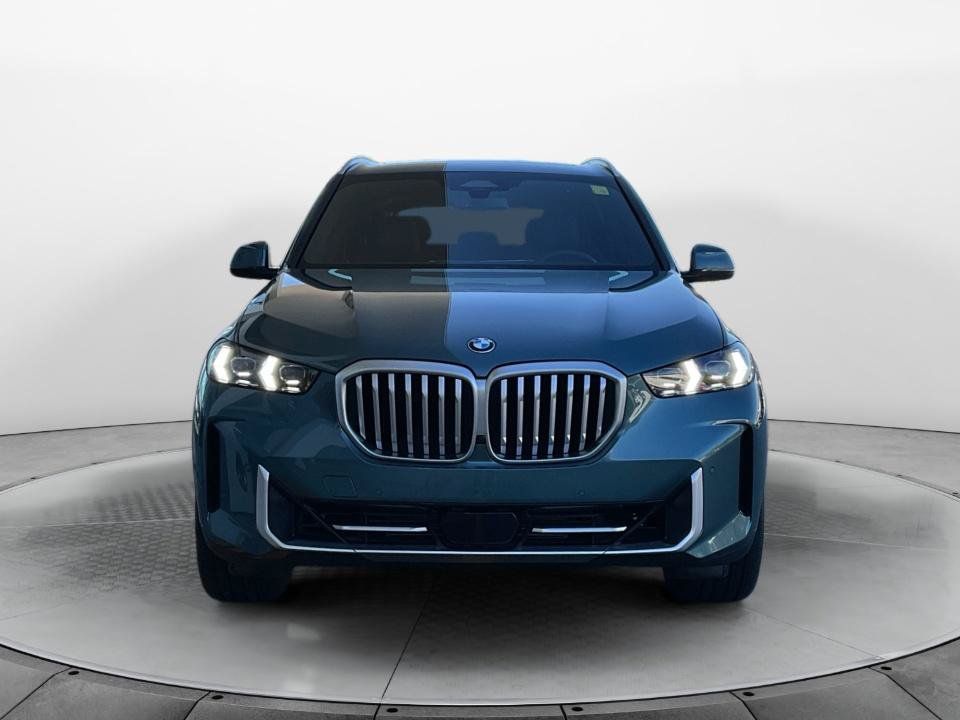 Used 2024 BMW X5 xDrive40i w/ Premium Package AWD/4WD image 2