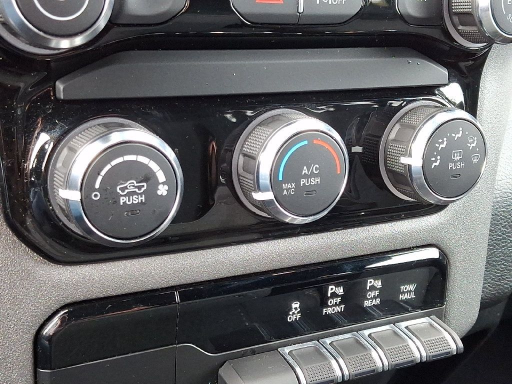 Used 2025 RAM 1500 Tradesman w/ Night Edition AWD/4WD image 15