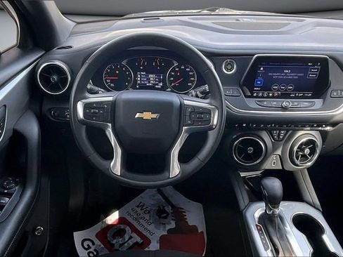 Used 2021 Chevrolet Blazer LT image 8