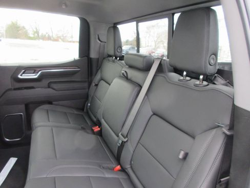 New 2026 GMC Sierra 1500 SLT w/ SLT Premium Plus Package image 15