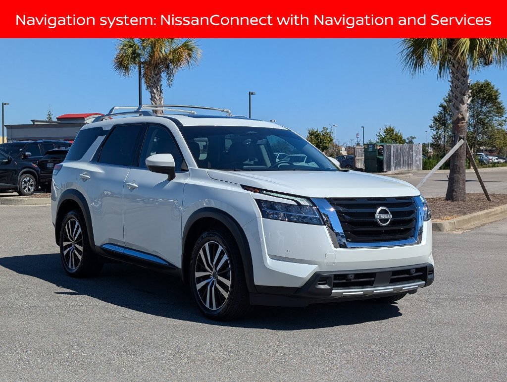 Used 2024 Nissan Pathfinder Platinum AWD/4WD image 9