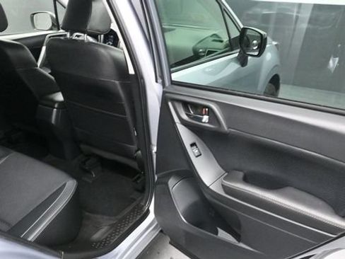Used 2018 Subaru Forester 2.5i Premium AWD/4WD image 10