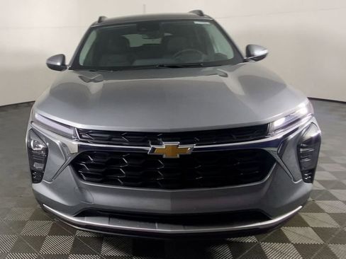 New 2026 Chevrolet Trax LT w/ Driver Confidence Package image 4