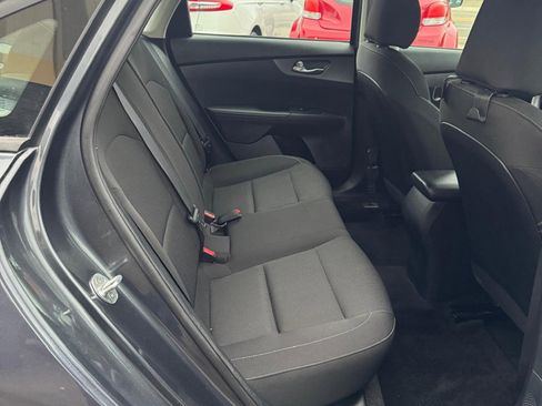 Used 2021 Kia Forte LXS image 20