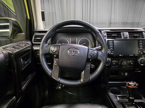 Used 2023 Toyota 4Runner TRD Off-Road Premium w/ Moonroof Package AWD/4WD image 20