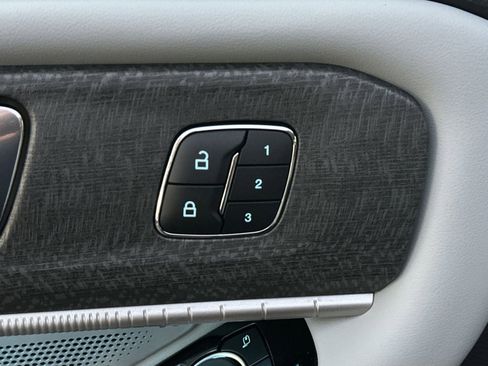 New 2026 Ford Explorer Platinum w/ LUX Leather Package image 17