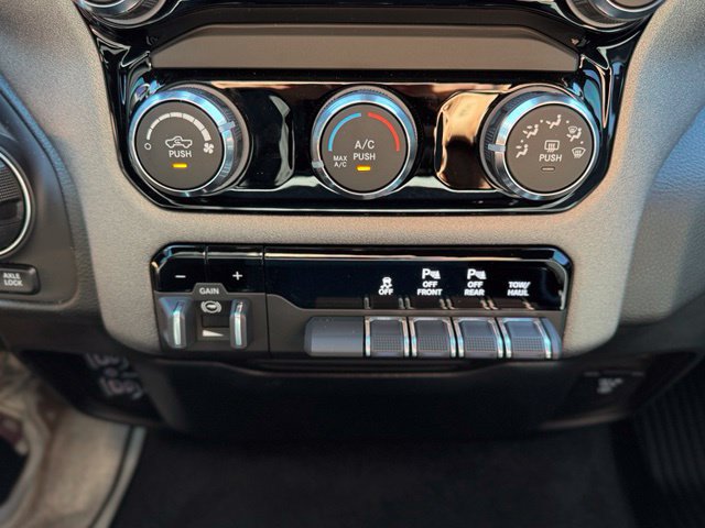 Used 2026 RAM 1500 Warlock AWD/4WD image 20