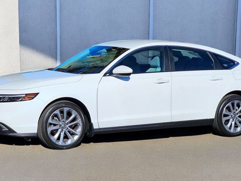 Used 2023 Honda Accord LX image 1