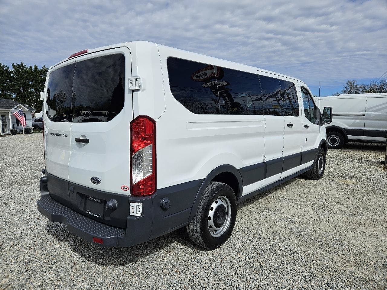 Used 2018 Ford Transit 350 XL RWD image 5