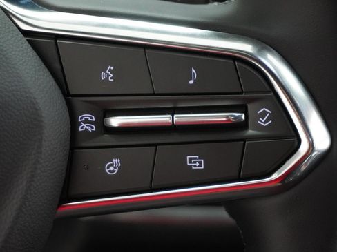 New 2026 Chevrolet Equinox LT w/ Midnight Edition FWD image 21