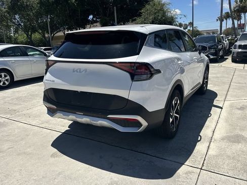 Certified 2024 Kia Sportage EX FWD image 6