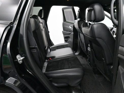 Used 2017 Jeep Grand Cherokee Altitude AWD/4WD image 31