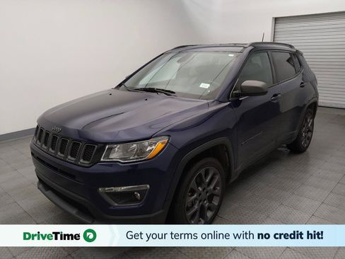 Used 2021 Jeep Compass Latitude FWD image 1