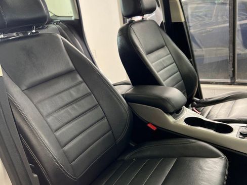 Used 2013 Ford C-MAX SEL image 13