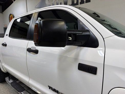 Used 2016 Toyota Tundra SR5 w/ SR5 Upgrade Package AWD/4WD image 46