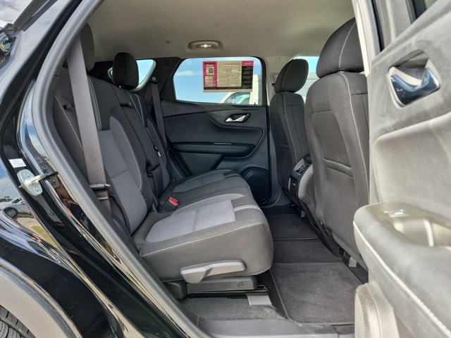 Used 2025 Chevrolet Blazer LT FWD image 18