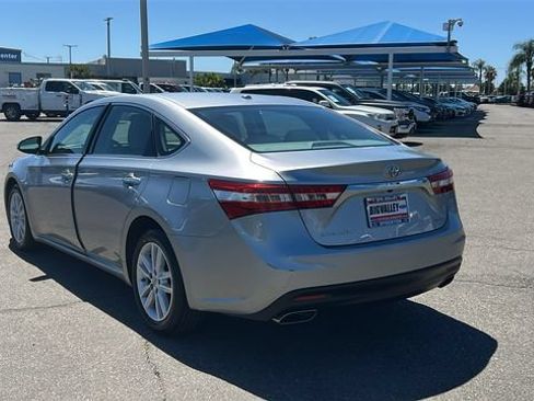 Used 2015 Toyota Avalon XLE Premium FWD image 5