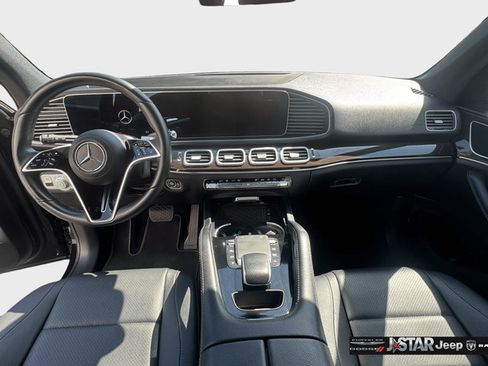 Used 2024 Mercedes-Benz GLE 450 4MATIC image 11