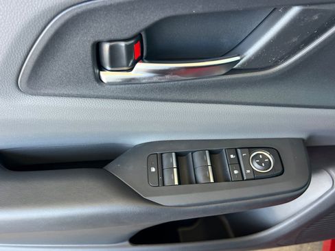 New 2026 Toyota Prius XLE FWD image 8