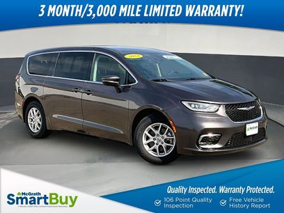 Used 2023 Chrysler Pacifica Touring-L