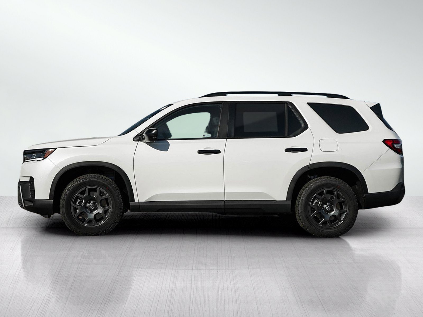 New 2026 Honda Pilot TrailSport image 4