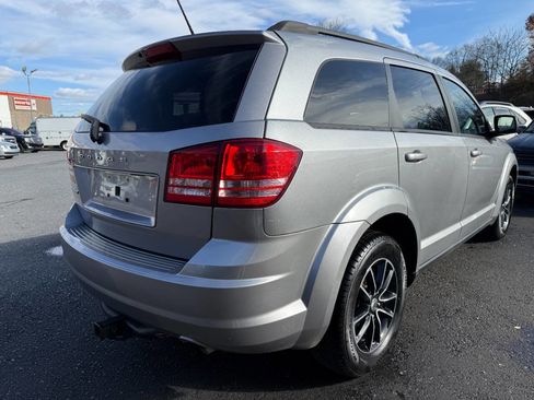 Used 2018 Dodge Journey SE w/ Connectivity Group image 5
