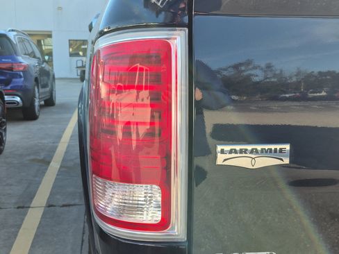 Used 2017 RAM 2500 Laramie image 11