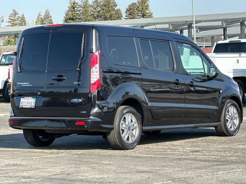 Certified 2023 Ford Transit Connect XLT image 4